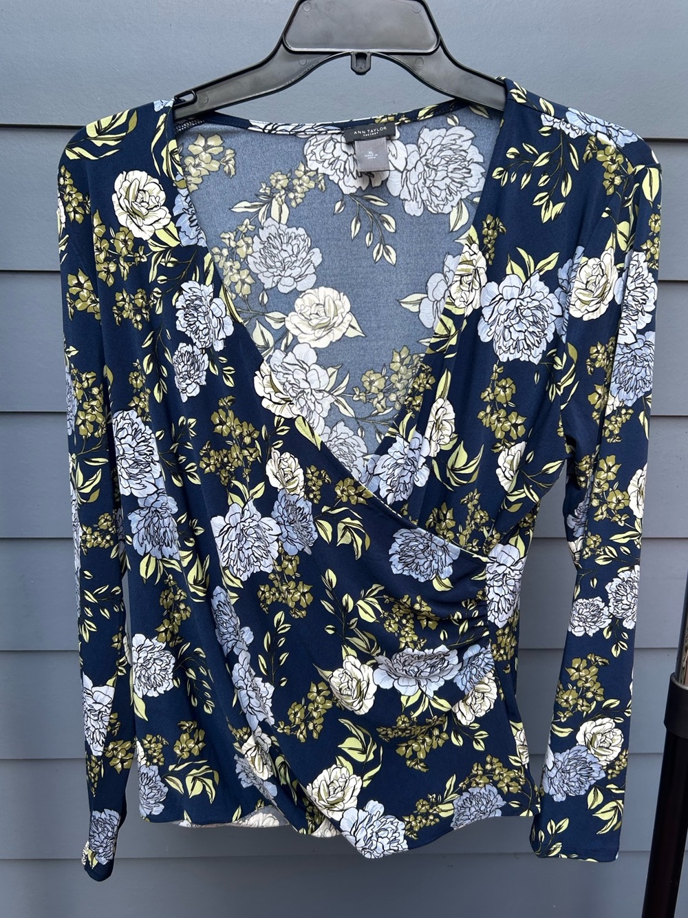 Ann Taylor Top